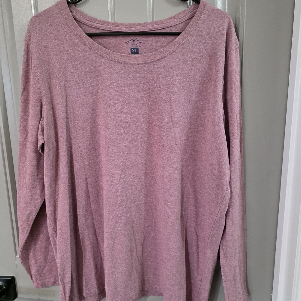 Blue Mountain Womans XL Pink/red Basic Long Sleeve Shirt Casual